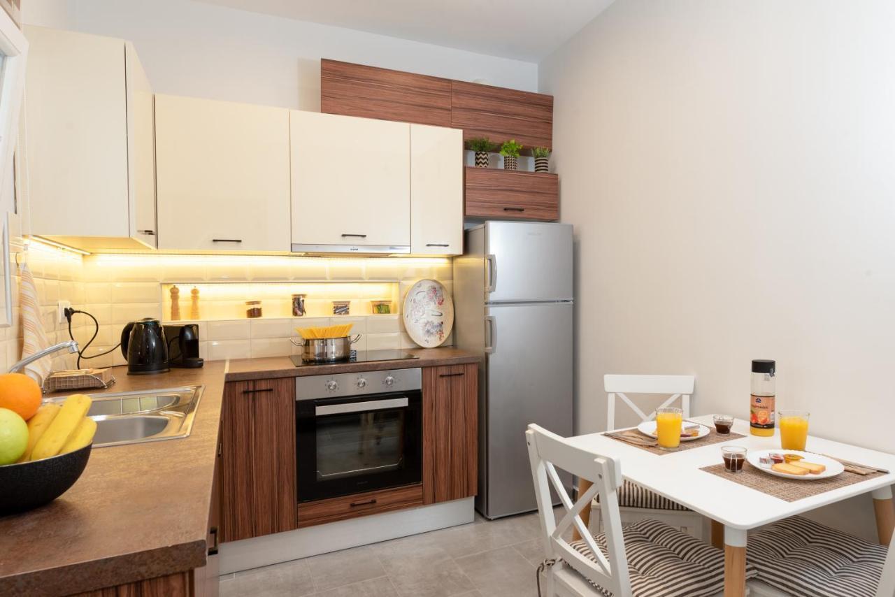 Cozy Corner - Central Stylish Apartment Volos Bagian luar foto